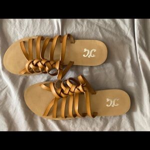 NWOT Sandals